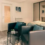 Ruime 2 Pers Studio Bij Casino Oostende: Geniet Van Zee, Kunst, En Relax